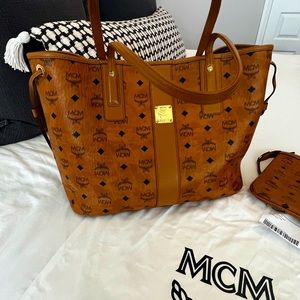 MCM Liz reversible tote